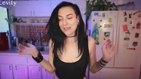 Levity online show from October 2025 01:13:01 AM