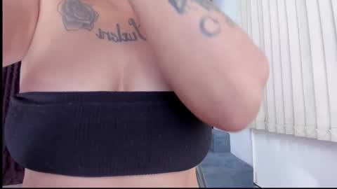 Snapshot of lexadimary chatting on November 2025 07:13:01 PM lexa online show from November 2025 07:13:01 PM