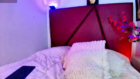 Lexi Howard  online show from May 2026 05:27:02 AM
