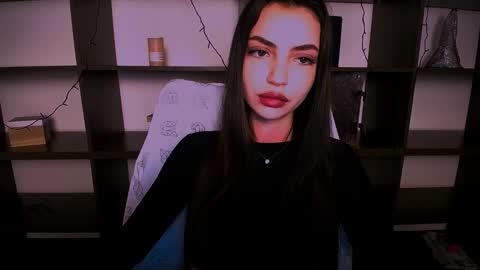 Alexia online show from December 2024 06:05:02 PM