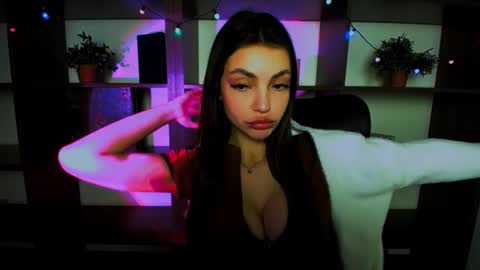 Alexia online show from March 2025 03:16:02 PM