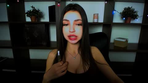 Alexia online show from March 2025 03:28:02 PM