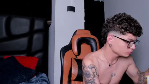 Snapshot of lexie_n_nate chatting on January 2025 05:26:02 AM Lixie And Nte online show from January 2025 05:26:02 AM