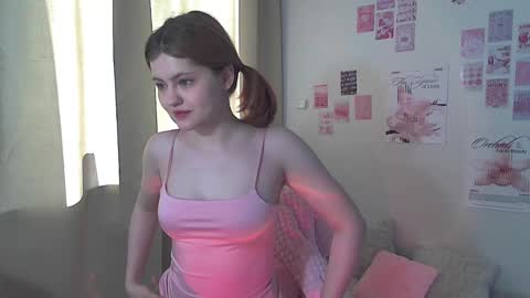 Snapshot of lexiie_fox chatting on April 2026 12:01:01 PM lexiie fox online show from April 2026 12:01:01 PM