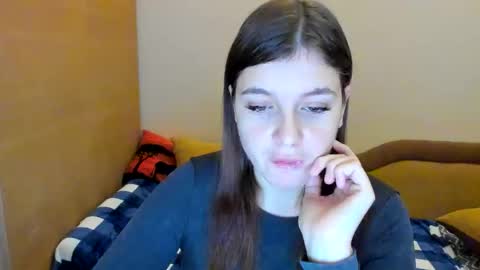 Elisabeth online show from December 2025 08:08:02 AM