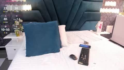 Snapshot of lexiluxuri_ chatting on October 2025 01:42:02 PM Lexi online show from October 2025 01:42:02 PM