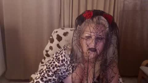 Snapshot of lexxa_blond chatting on October 2025 11:06:02 PM Hannah online show from October 2025 11:06:02 PM