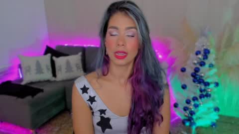 Snapshot of lexy_fox2 chatting on December 2024 06:04:01 AM Lexy online show from December 2024 06:04:01 AM