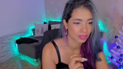 Snapshot of lexy_fox2 chatting on December 2024 03:52:02 AM Lexy online show from December 2024 03:52:02 AM