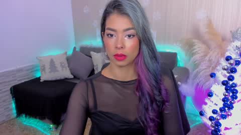 Snapshot of lexy_fox2 chatting on December 2024 06:18:02 AM Lexy online show from December 2024 06:18:02 AM
