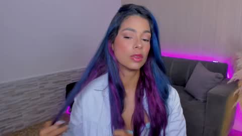 Snapshot of lexy_fox2 chatting on January 2025 03:59:02 AM Lexy online show from January 2025 03:59:02 AM