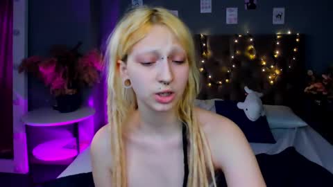 Lexy online show from February 2025 01:31:02 PM