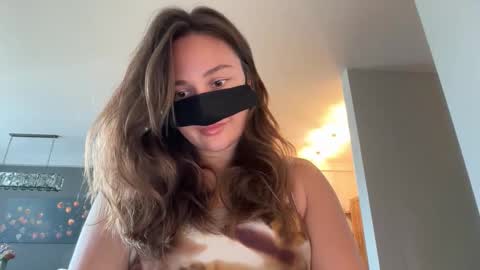 Leyla online show from September 2025 09:09:01 AM