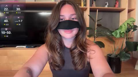 Leyla online show from September 2025 07:38:01 PM