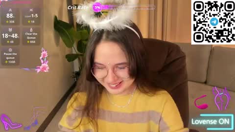 Snapshot of leylamirage chatting on May 2026 12:22:02 PM leylamirage online show from May 2026 12:22:02 PM