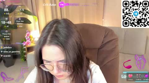 Snapshot of leylamirage chatting on May 2026 04:04:02 PM leylamirage online show from May 2026 04:04:02 PM