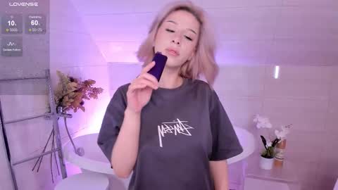 Lisa online show from September 2025 04:24:02 AM