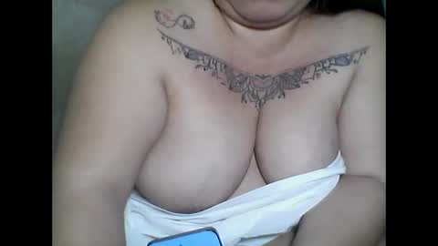 Snapshot of lhiannash33 chatting on November 2025 11:51:01 PM lhiannash33 online show from November 2025 11:51:01 PM