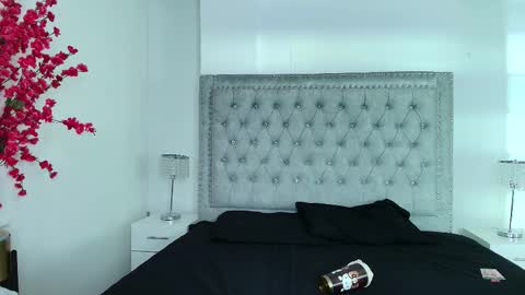 Lia  online show from November 2025 03:16:02 AM