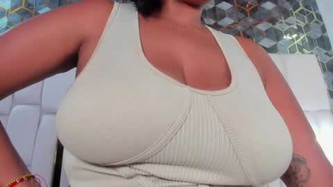 lia_mariana online show from April 2026 05:27:02 AM