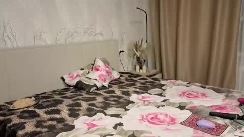 lia_reyn online show from February 2026 02:19:01 AM