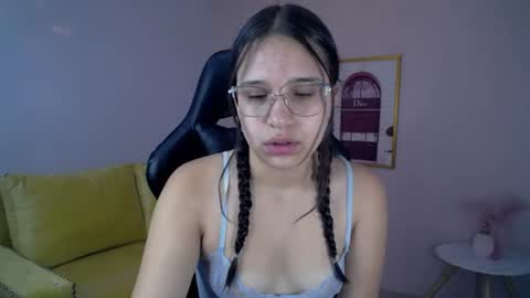 Snapshot of lia_rose_ch chatting on June 2026 12:31:01 PM lia_rose_ch online show from June 2026 12:31:01 PM
