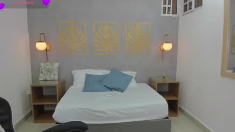 Lia  online show from March 2025 05:40:02 AM