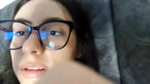   lia  online show from December 2024 03:25:02 AM