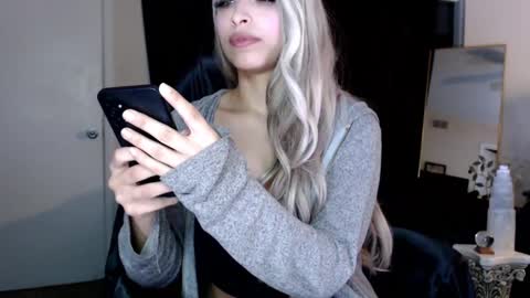 Lia Divina online show from March 2025 07:35:02 AM