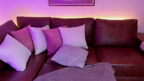 Liah online show from October 2025 04:32:01 AM