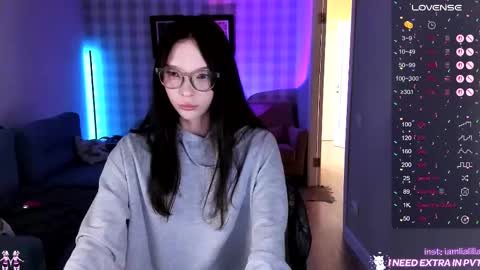 Snapshot of lialilia chatting on October 2025 04:15:02 PM lialilia online show from October 2025 04:15:02 PM