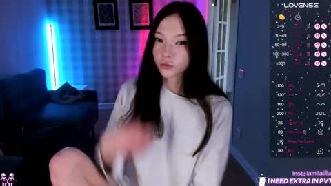 Snapshot of lialilia chatting on October 2025 08:57:01 AM lialilia online show from October 2025 08:57:01 AM