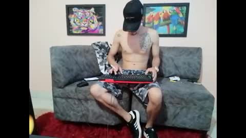 Snapshot of liam_andres12 chatting on September 2025 09:47:02 PM Andres online show from September 2025 09:47:02 PM