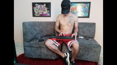 Snapshot of liam_andres12 chatting on September 2025 09:37:01 PM Andres online show from September 2025 09:37:01 PM