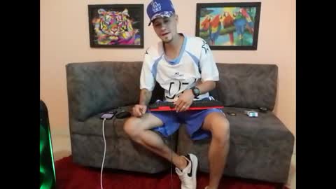 Snapshot of liam_andres12 chatting on September 2025 09:48:02 PM Andres online show from September 2025 09:48:02 PM