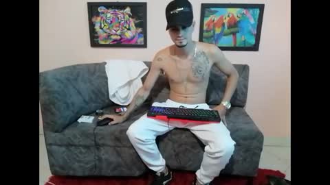 Snapshot of liam_andres12 chatting on September 2025 10:00:02 PM Andres online show from September 2025 10:00:02 PM