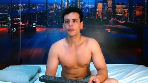 Snapshot of liam_rosetti chatting on December 2025 04:43:02 AM Liam Rosetti online show from December 2025 04:43:02 AM