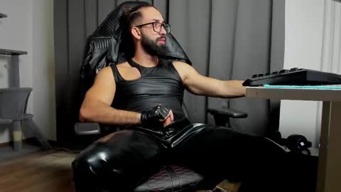 Snapshot of liamaesthetic chatting on March 2025 10:02:01 AM Liam online show from March 2025 10:02:01 AM