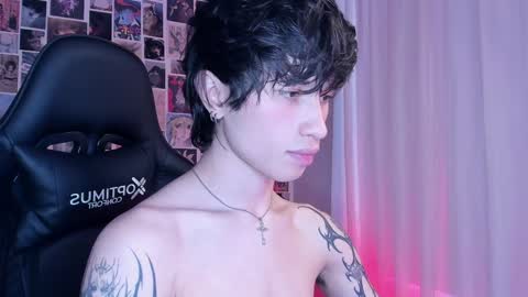 Snapshot of liamelf chatting on January 2025 12:32:02 PM Liam online show from January 2025 12:32:02 PM