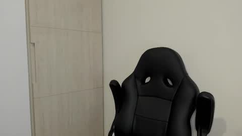 Liam online show from February 2026 01:57:01 AM