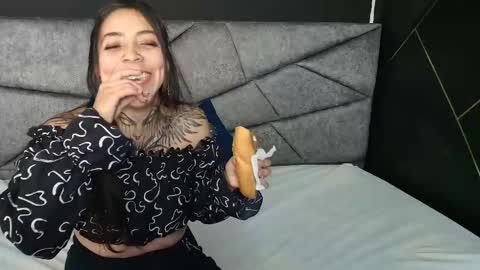 Snapshot of liamonroee_ chatting on October 2025 11:56:02 AM L I A M O N R O E online show from October 2025 11:56:02 AM