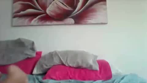 Snapshot of liamrosezn chatting on December 2024 05:33:02 AM LiamRose online show from December 2024 05:33:02 AM