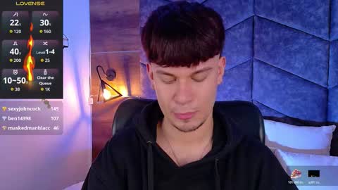 Liam Thunder online show from October 2025 03:09:01 AM