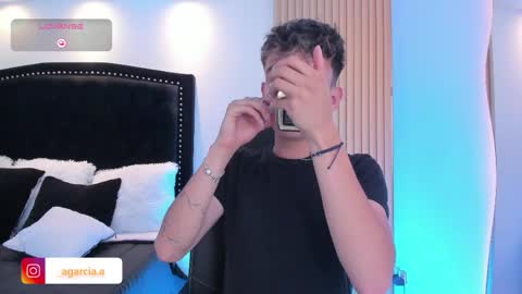 Snapshot of liamwild20 chatting on May 2026 04:43:01 AM liam online show from May 2026 04:43:01 AM