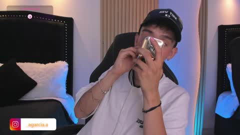 Snapshot of liamwild20 chatting on June 2026 04:51:02 AM liam online show from June 2026 04:51:02 AM