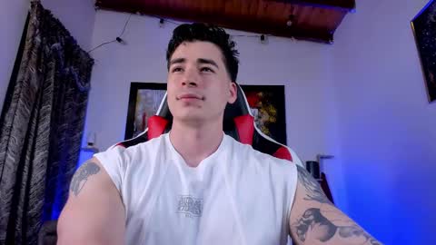 liamwyatt_ online show from February 2025 03:23:02 AM