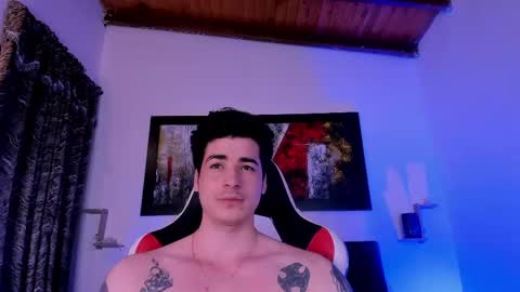 liamwyatt_ online show from May 2026 05:48:02 AM