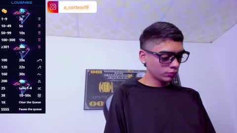    online show from December 2024 01:20:02 PM