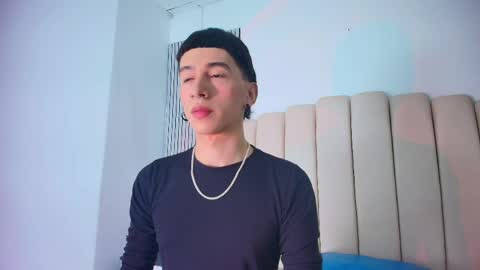 lian_cameron online show from June 2026 03:52:02 AM