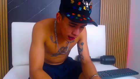 Snapshot of lian_jacob chatting on May 2026 07:26:02 AM Lian Jacob online show from May 2026 07:26:02 AM